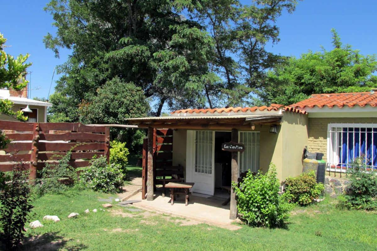 Hôtel Luna Cautiva Casa De Campo à Santa Rosa de Calamuchita Extérieur photo